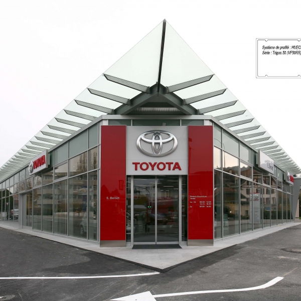 toyota_marly_2008.11_r02_iv.jpg